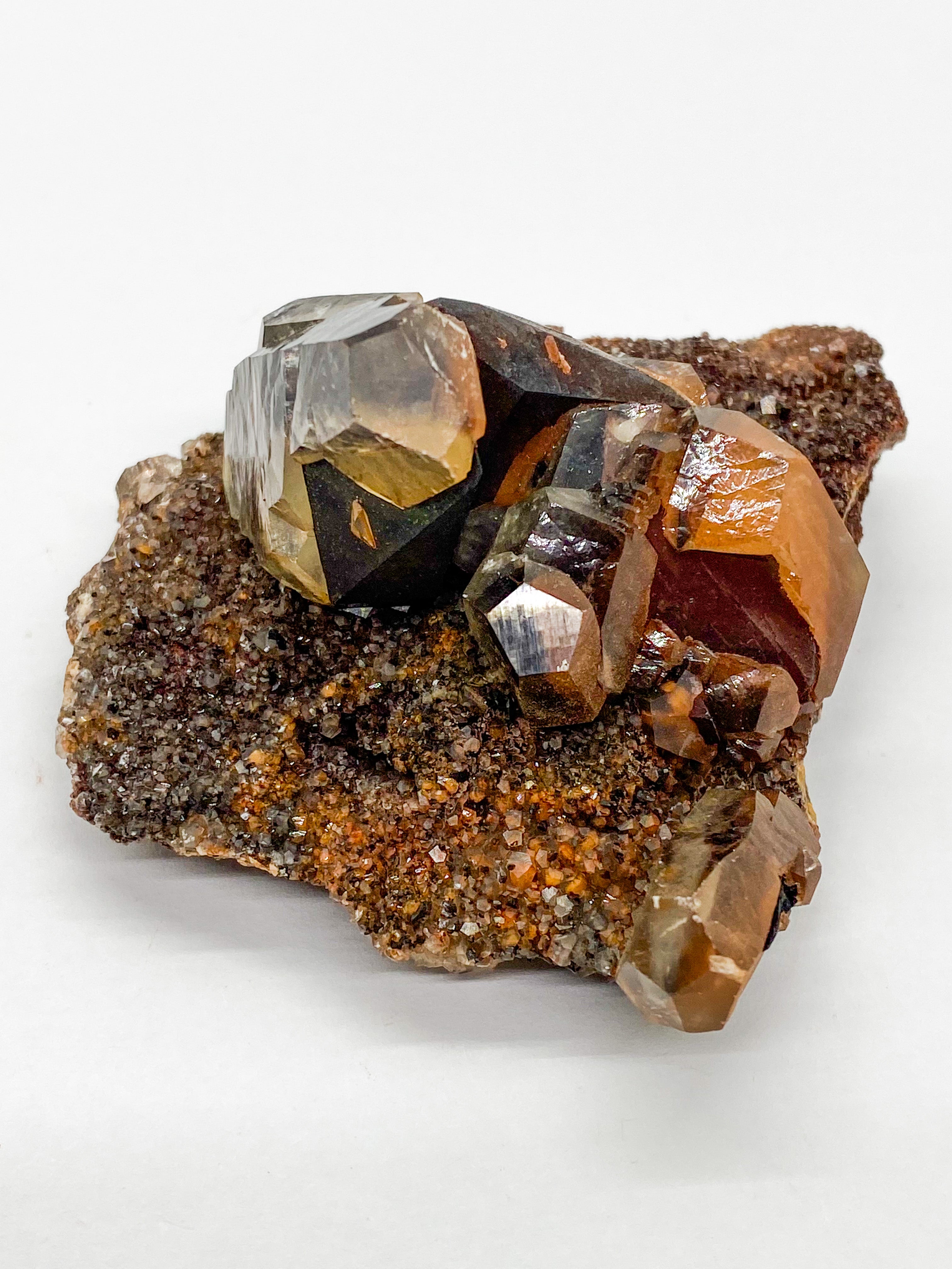 Iron Oxidized Quartz in Calcite