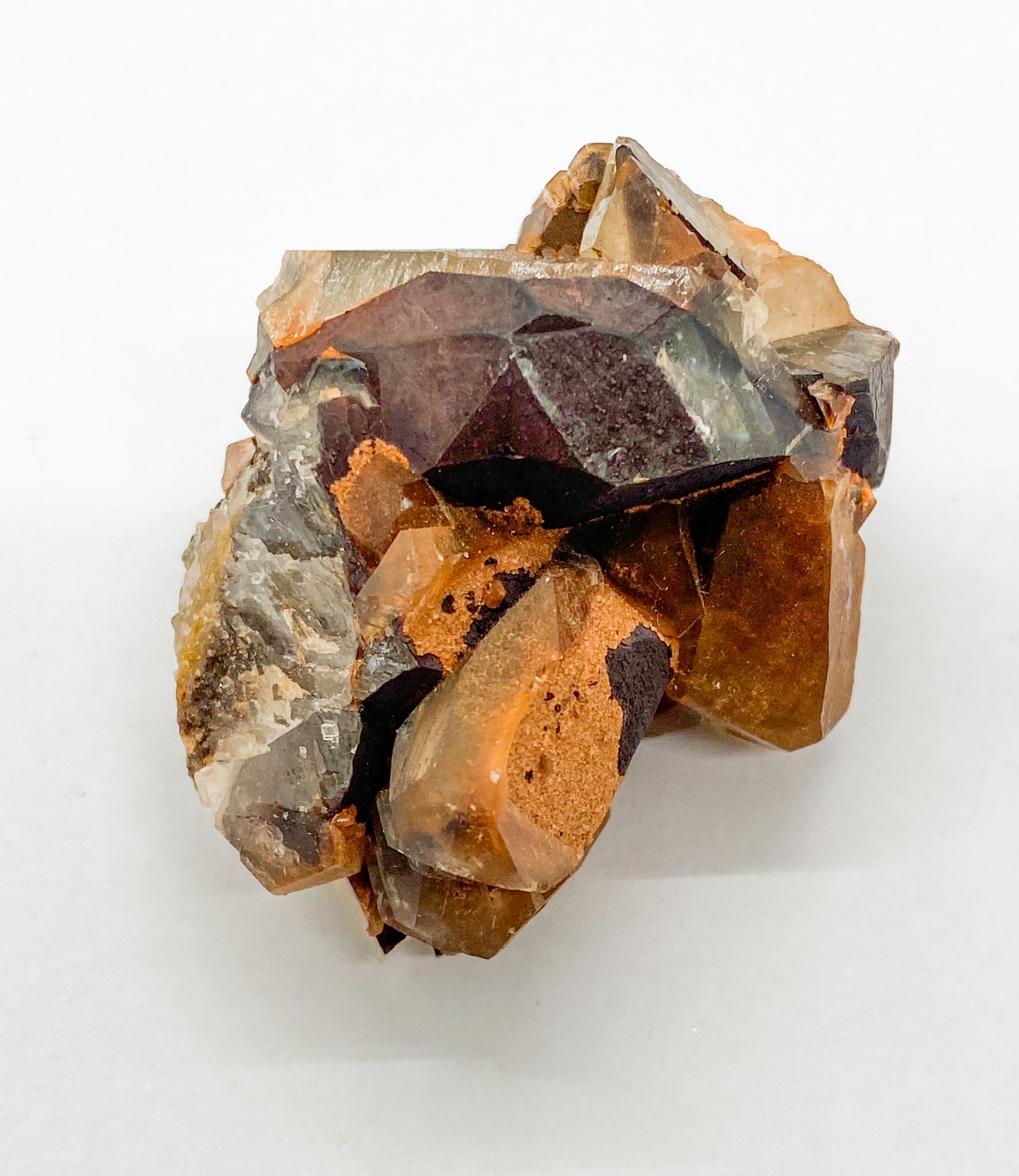 Iron-oxidized Quartz on Calcite